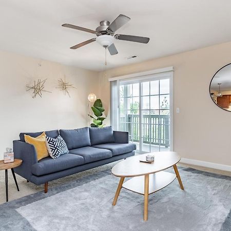 Contemporary Stay In Central Peoria Esterno foto