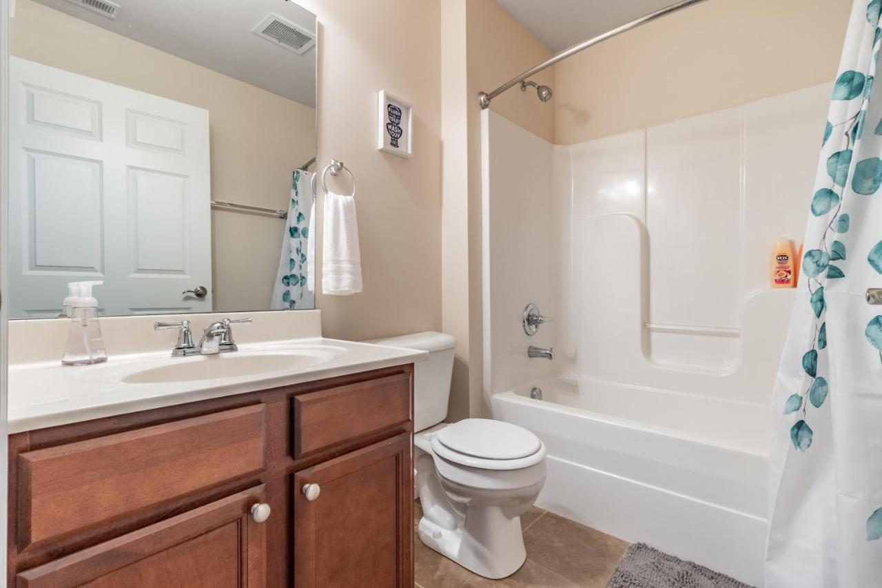Contemporary Stay In Central Peoria Esterno foto